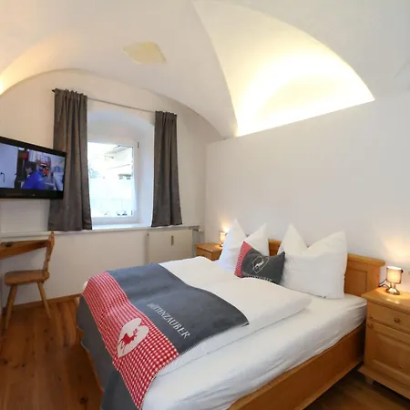 Building, Fuegen, Cleaning Included Apartment